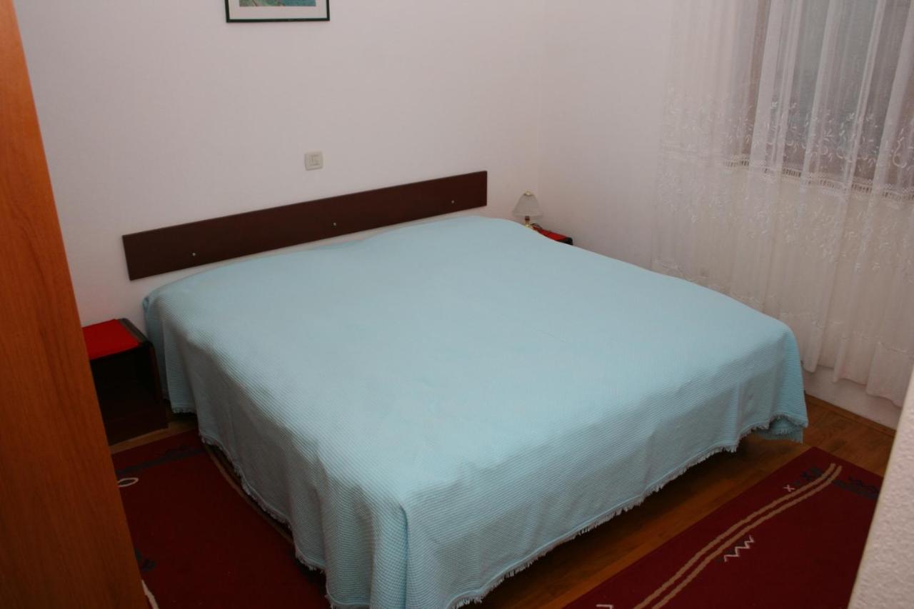 Apartments And Rooms By The Sea Sutivan, Brac - 2943 Екстериор снимка